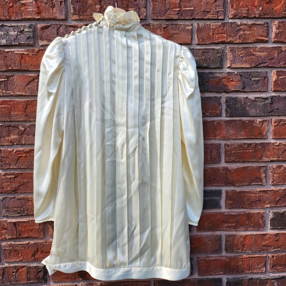 Vintage Albert & Nipon Blouse.Shiny Champagne Lon… - image 4